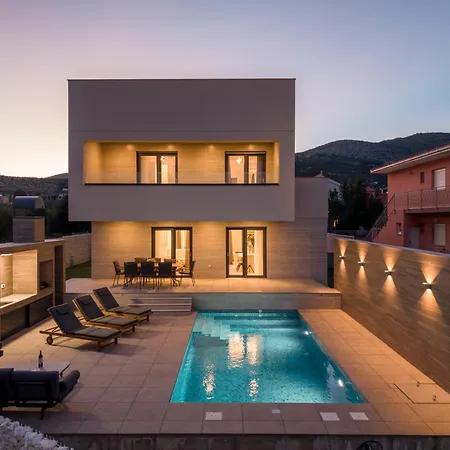 Liberta Villa Plano